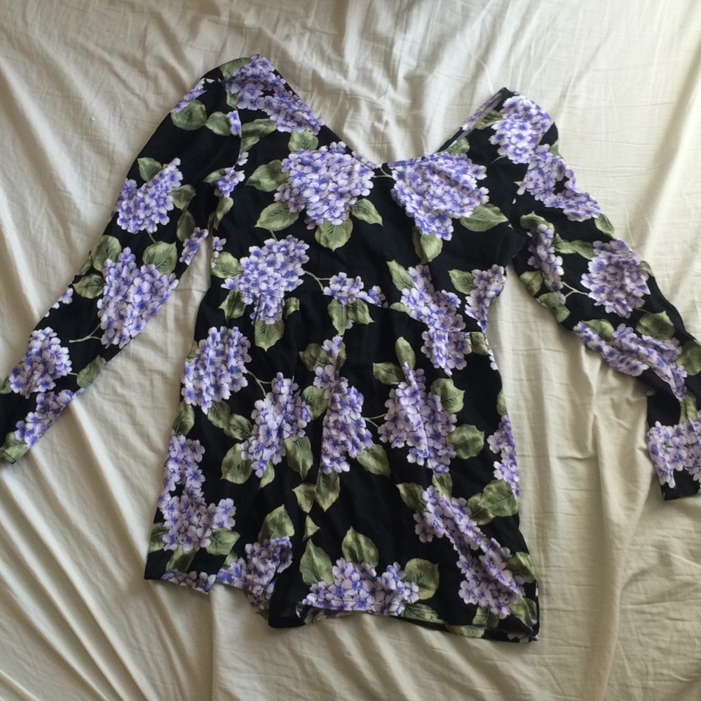 Long sleeve floral print romper